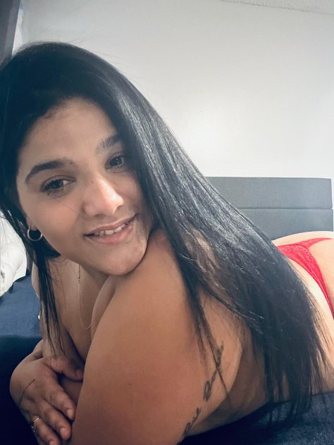 I am sexy Latin girl, call me.
