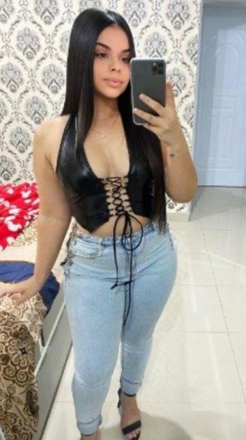 hot fernanda available in the city