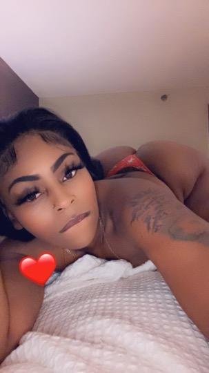 ALL 3 holes SQUIRT QUEEN!!!!!!