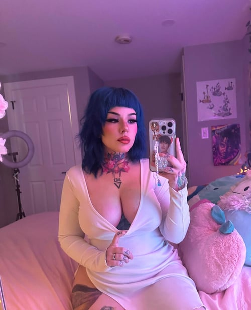 Hi , what up with you ? Hit me up if youโre down for fun , add me Telegram @Love_Baby27 HMU +1 561-