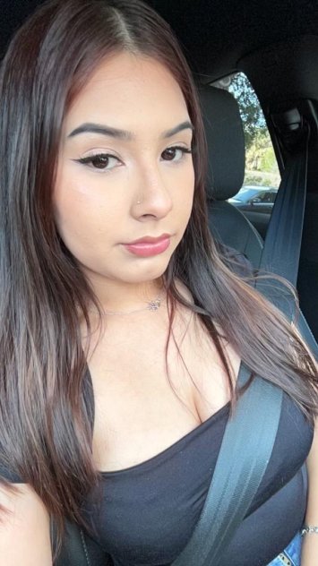 I’m available for both Incall or outcall😘, overnight,kissing😍, hugs