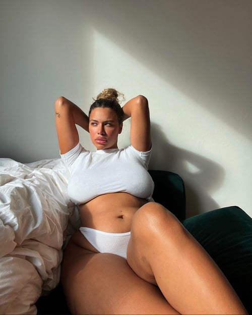 CLEAN,100% LEGIT AND UPSCALE BEAUTY AVAILABLE FOR HOOK UP INCALL & OUTCALLS 🍆🍑