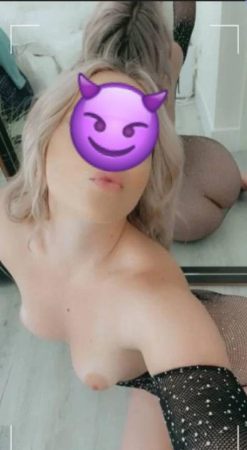 Soy tu gatica  rica