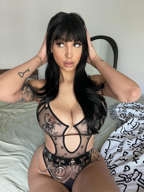 I’m available for fun both incall&outcall