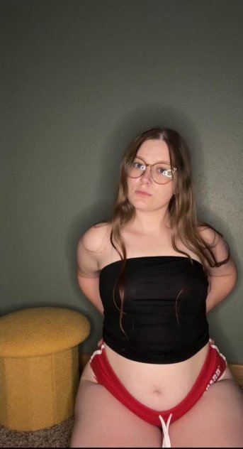 Kate is Available for meetup😜🥵🍆🌶️