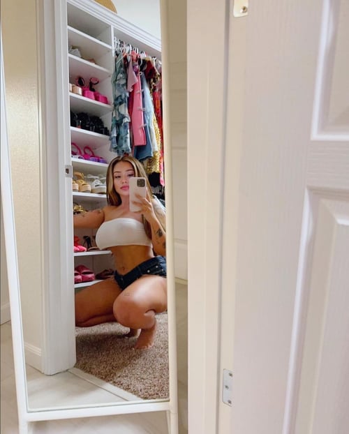Available for fun🍆🍑