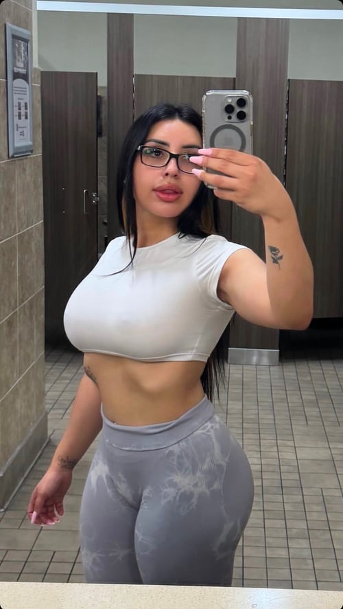 Your curvy watar baby , ESCORT AFFAIRS +1 6163496902/ WhatsApp +1 6163496902 👅💦