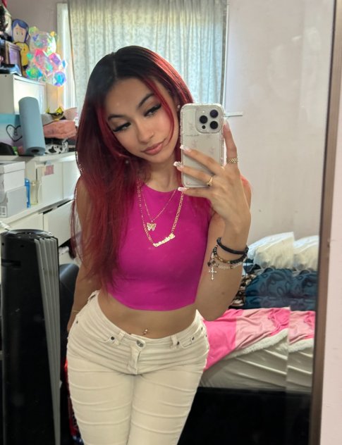 Available for incall and outcall service💋