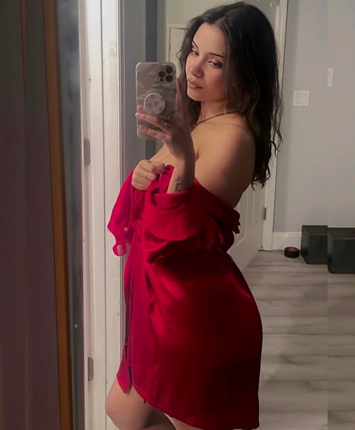 I won’t stop until you climax and all your fantasies are fulfilled 😝 NO LIMITATIONS