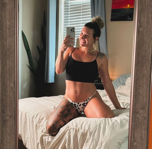 I’M AVAILABLE FOR FUN 🍑💦👅🍆