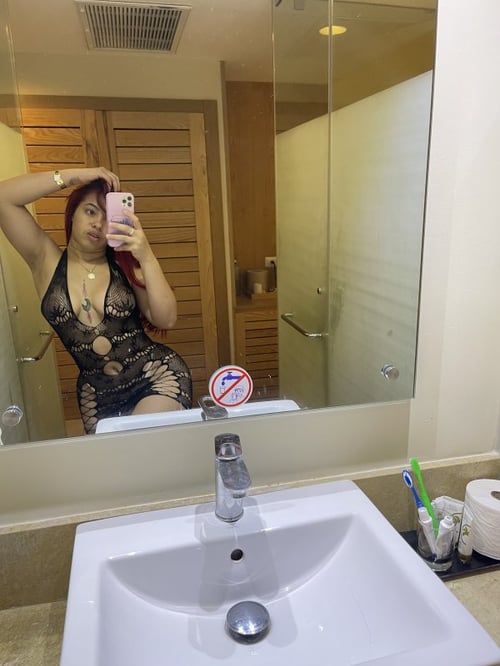 Hi baby call 484-463-4943 by cam show web cam FaceTime WhatsApp