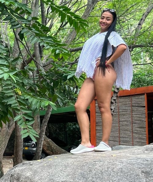 🍑 I’m Independent, Open Minded, Respectful,And Very Discreet.