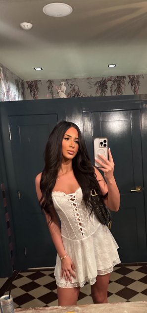 Sexy juicy naughty freaky and bunny! You really wanna check me out! In