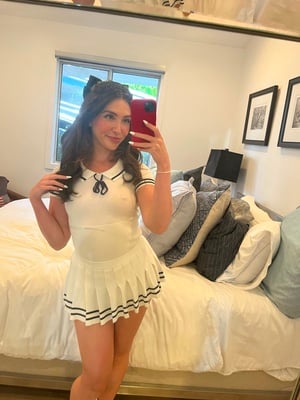 I’m available for fun 😘💦👅