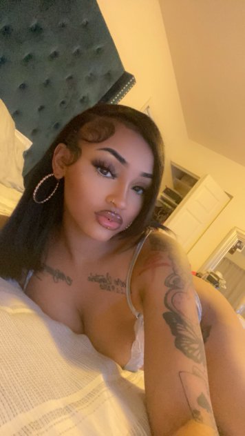 Private Bellevue Incall 🏡Young Slim and Fun 😝