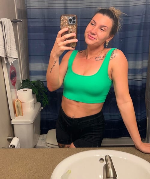 AVAILABLE FOR FUN 👅👄💦🍆🍑