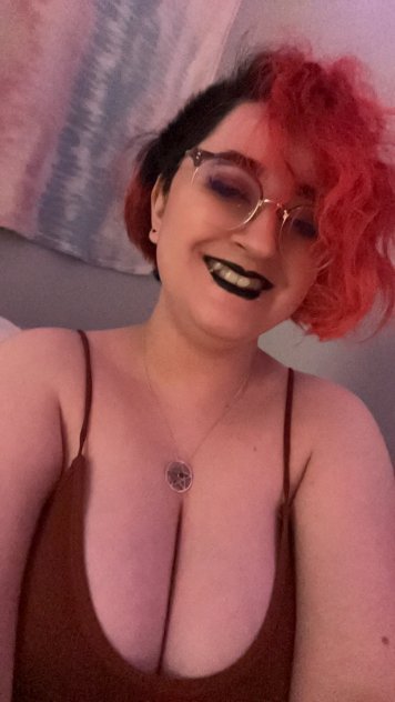 Am available for hookup ❤️❤️❤️