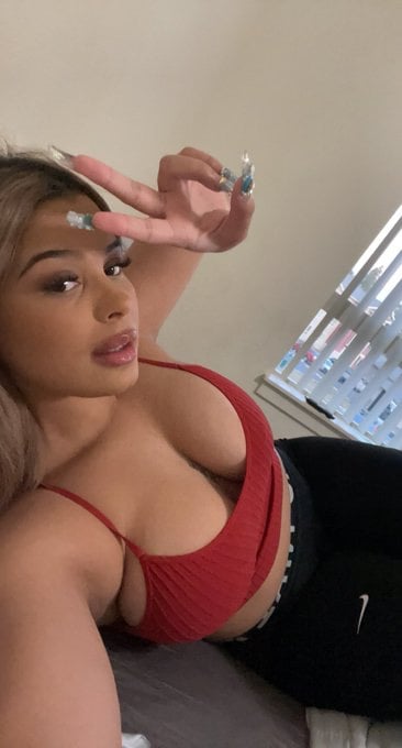 I’m available for hookup both incall&outcall services