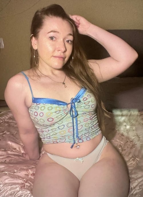 Hello baby how are you doing today ? I’m available for fun , incall and outcall available and would