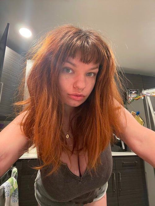 Hey am available to meet up 👅for both incall and outcall ❤️ sweet🍑Hot & Sexy, Clean & soft Pussy