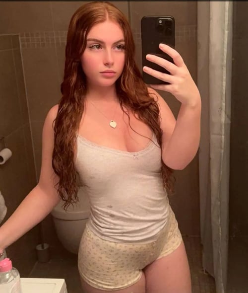 Wet💦and💘 juicy 💘🍆🤤 🍆REAL & READY 🍑I’m available💦