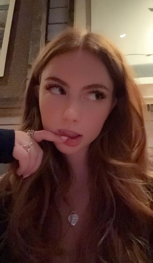 Wet💦and💘 juicy 💘🍆🤤 🍆REAL & READY 🍑I’m available💦