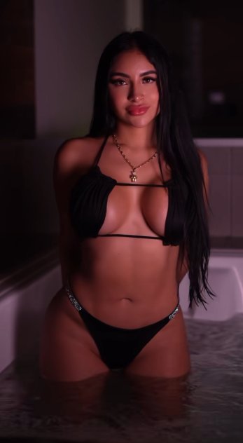 AVAILABLE FOR 😍BOTH INCALL 🥀🥰🥵AND OUTCALL💦🍒