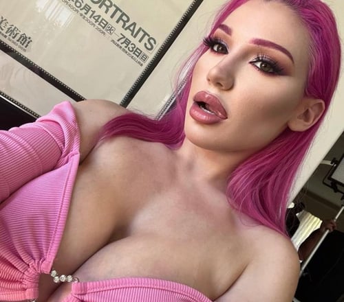 Hi 👋 I’m always online for your services 💦💦🍆🍆