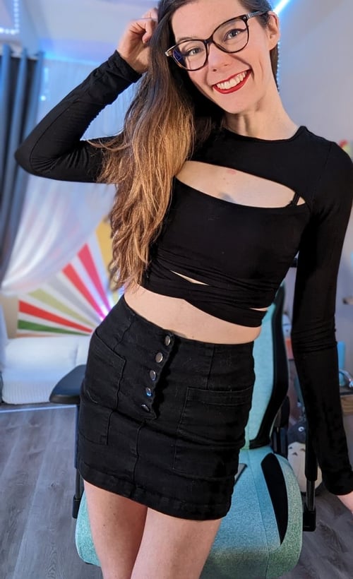NO PAYMENT REQUIRED- SEXY SINGLE MOM FOR MEET AND FUCK AS LONG AS YOU KNOW HOW TO USE YOUR DIVK 🍑🍑