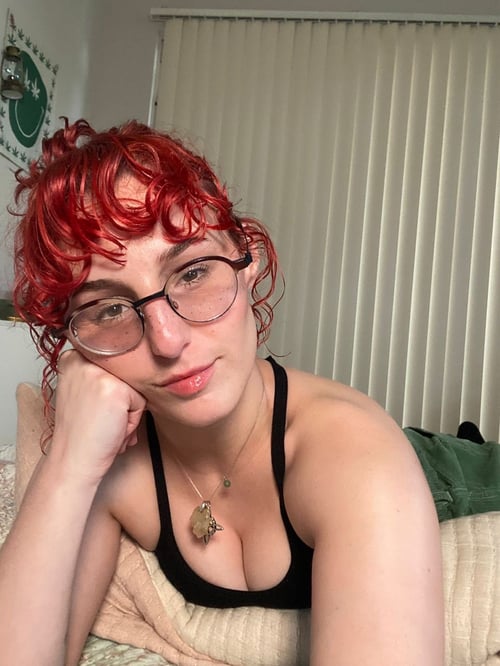 I'm always down to chill, ready for a discreet and no-strings-attached Meet up . Call +1 (814) 699 0