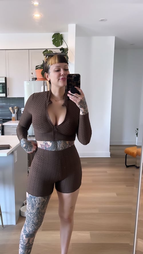 SEXY 💋& JUICY 💦 LADY AVAILABLE FOR HOT HOOKUP SEX💦💦🔥