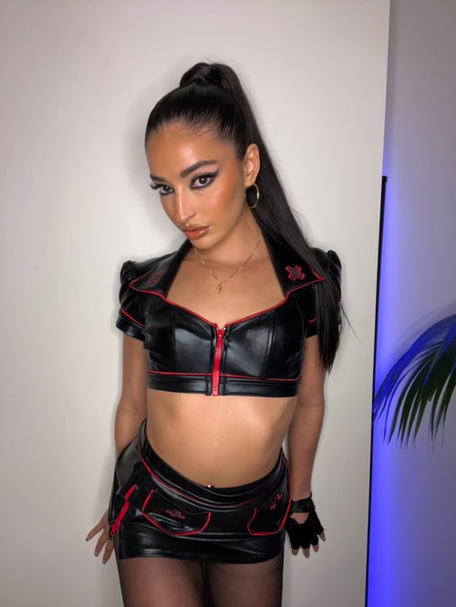 Let me relieve you off any kind of stress with my Clean🍑and juicy🍯pussy,call or text 5132344614.