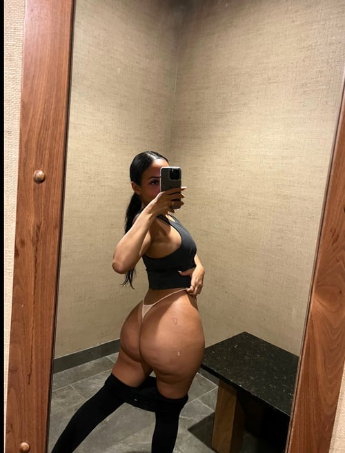 Hey daddy,wanna fuck? Hit me up now!Text:+1 (585) 981-9855, zangi:10-0226-3811, signal:eliford_c1.39