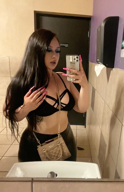 Let me fulfill your fantasy💦🍭ƤℓαуMαтe🍭Waiting for you😉😻Naughty😻Juicy🍑💯