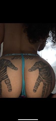 Exotic petite baddie NEW IN TOWN