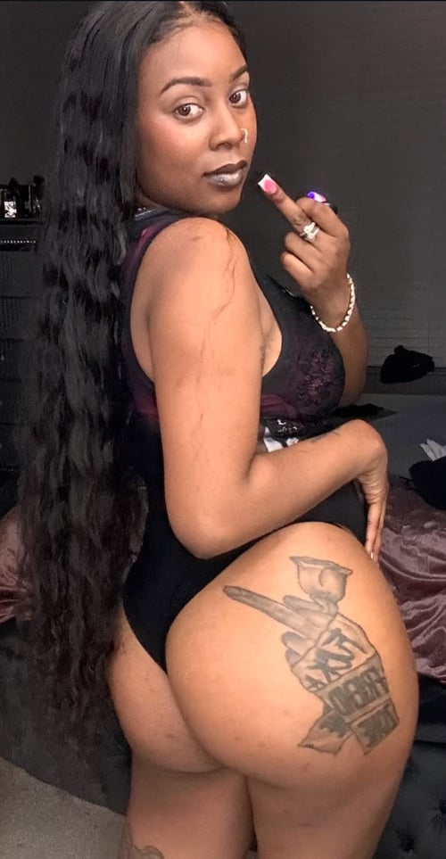I’m available 24/7 hmu (back shot lover 😉)