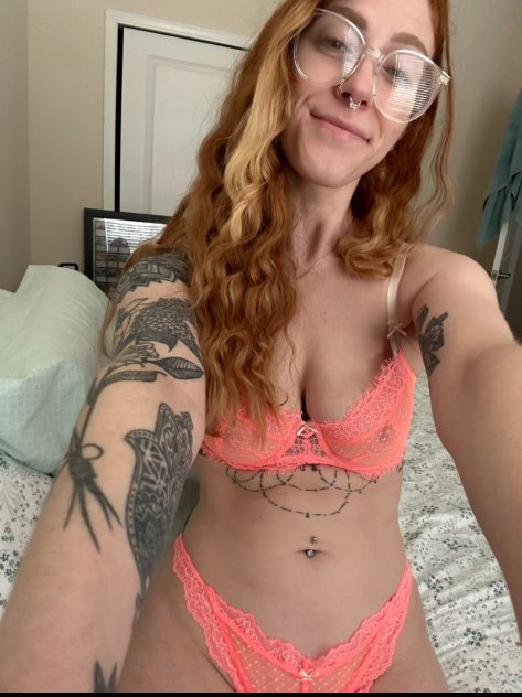 Juicy๐ฅฐ Pussy๐ฅต available for incall & outcall 24/7๐๐