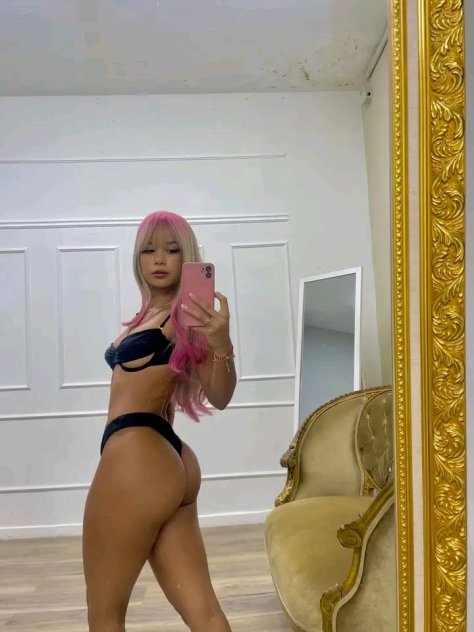 Anitta Caliente