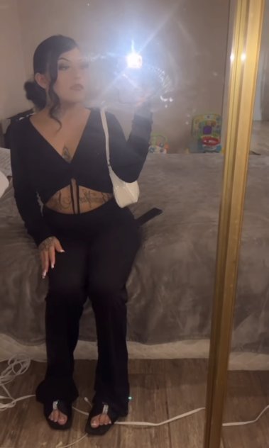 Your favorite playmate Mercedes 🧸