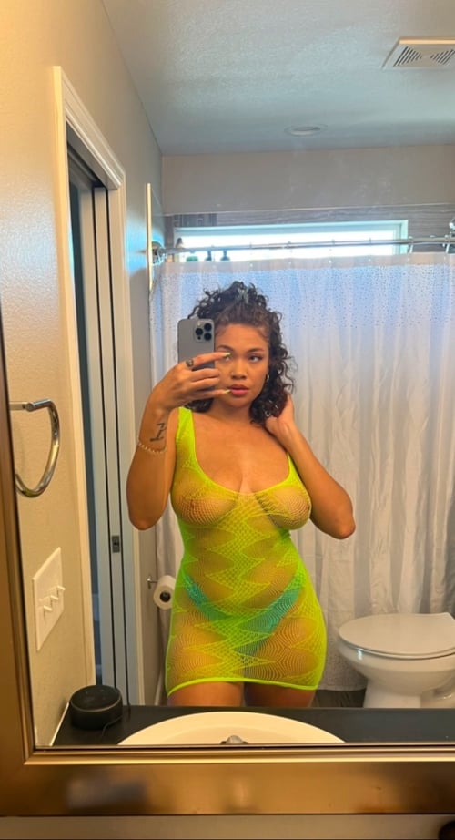 I'm available for causal fun fully satisfaction 😊#:5722751443
