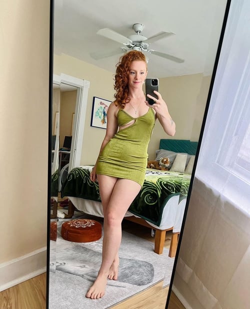I'm available for all kinds of hookup service both incall and outcall