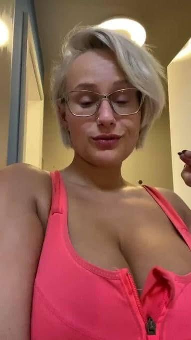 Number: (210) 329-0343😜😜 Wet 💦 juicy pusssy🍑and part y to satisfy u 👅