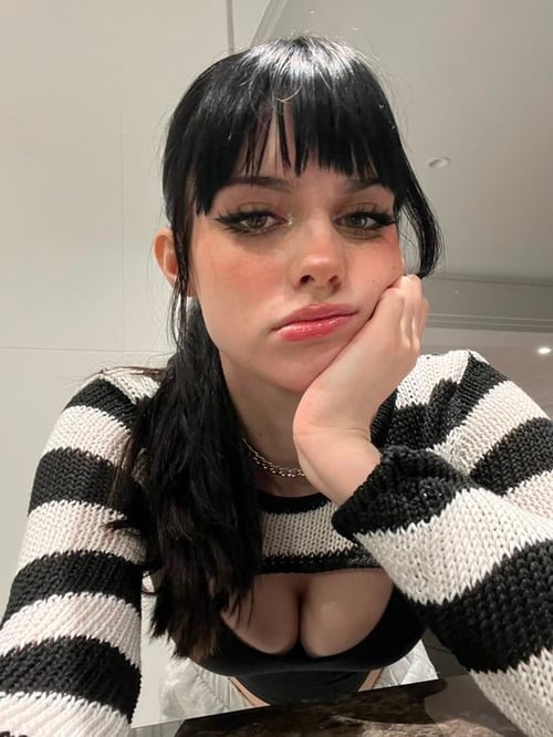 I am Sophie,really sweet and polite😊My Hotline:+1 706-407-4752 Add me on Snapchat:babysophiexo26