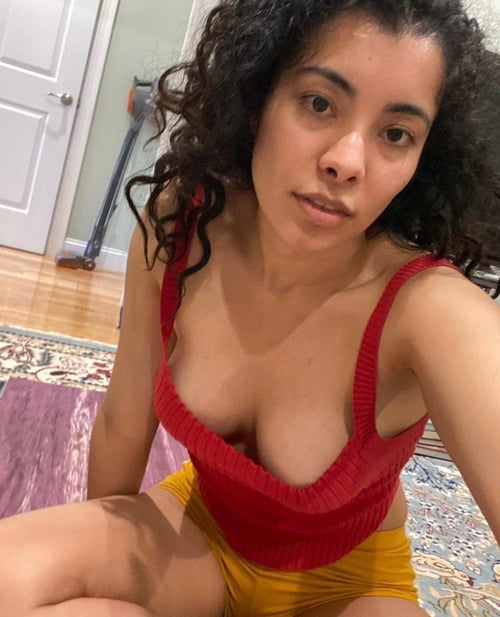 HMU for Hookup and contents 🍑💦🍆 Text +17193475836