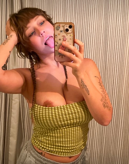 TEXT: +1(605)585-3485 INSTAGRAM : 667tessy Telegram:tessy898 Signal:(415)-758-1336