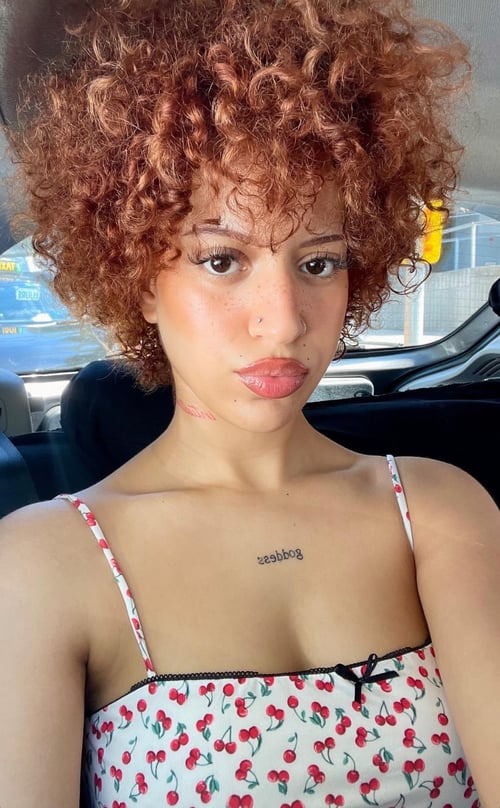 I offer affordable massage with sex i'm professional discreet and genuine