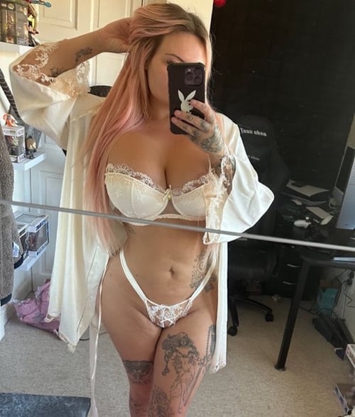 Hot Sex I’m available for outcall and incall service