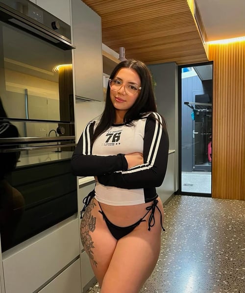 HMU 4 fun & naughty stuffs HMU on📱 +1 (406) 970-6019