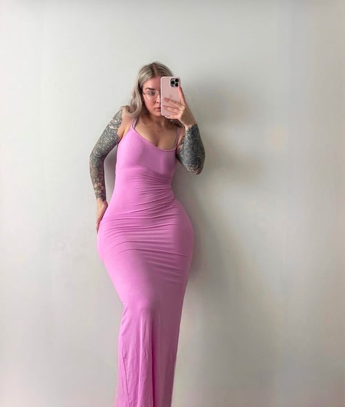 I’M CHARLENE 💦❤️down to keep your company 💦 I squirt, offer massages , GFE 🥵👅💞💯 Contact me