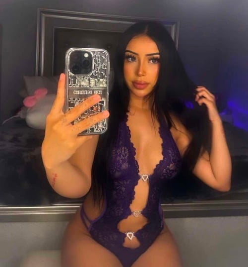 Sexy Hispanic beauty! outcall only call or text me!